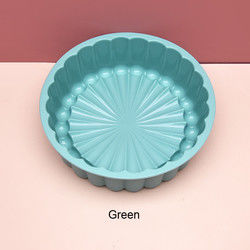 Khuôn Làm Bánh Silicone Hoa Hướng Dương Nhiều Màu Tái Sử Dụng 19.5x6.1cm