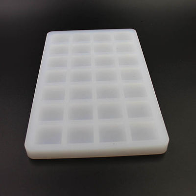 Khuôn Làm Kẹo Silicon Socola Trong Suốt 28 Lỗ 26x16x1.5cm